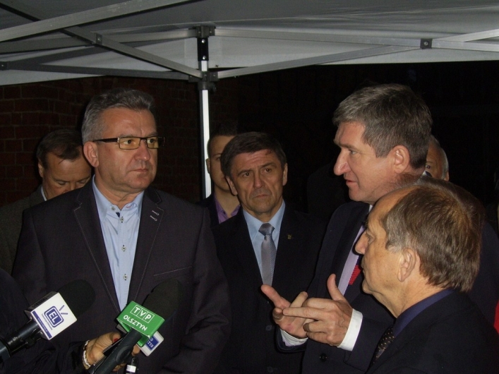 Jerzy Wenderlich w Elblągu na briefingu wyborczym SLD