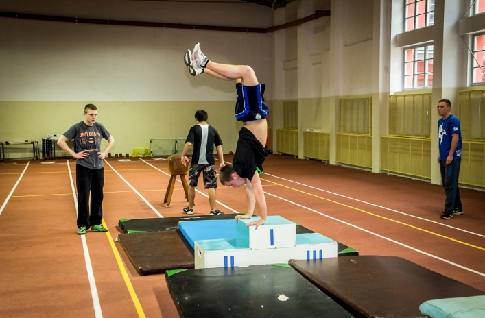 Kamil Bujnowski: Parkour pomaga przezwyciężyć słabości [wywiad]