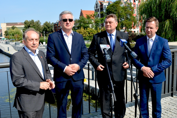 Kandydatura Witolda Wróblewskiego z oficjalnym poparciem lewicy