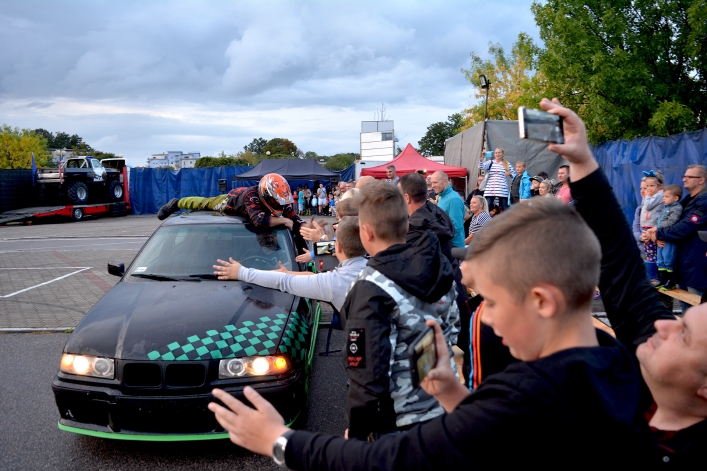 Kaskaderzy ze Słowacji dali wspaniały pokaz w Elblągu