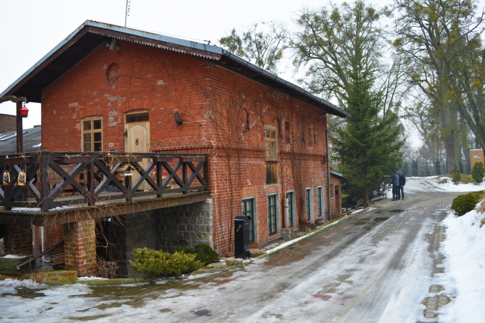 Kiedyś młyn, słodownia browaru, dojrzewalnia serów, magazyn, dziś – dom weselny