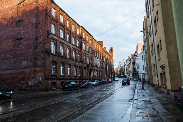 Kiedyś największa fabryka cygar w Europie, dziś – szkoła tańca, siłownia i Biedronka