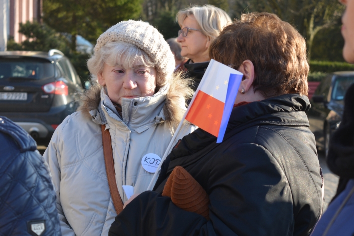 KOD i PO świętowały wybór Donalda Tuska na przewodniczącego Rady Europejskiej (+ zdjęcia)