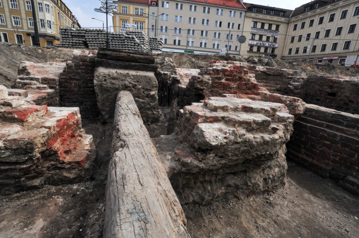 Kolejna pozostałość po dawnym bastionie na drodze 503