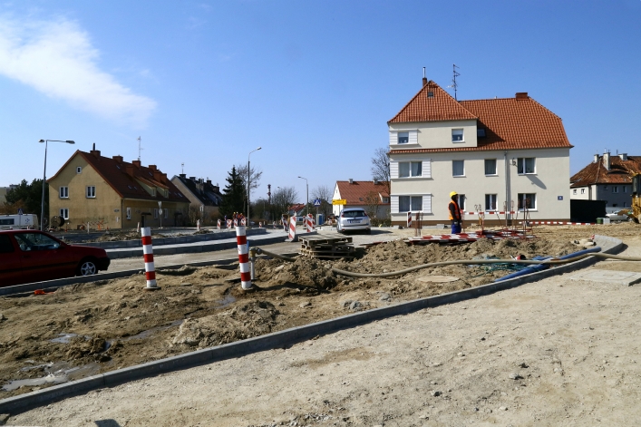 Kolejne rondo w Elblągu. Zobacz jak zmienia się Lotnicza