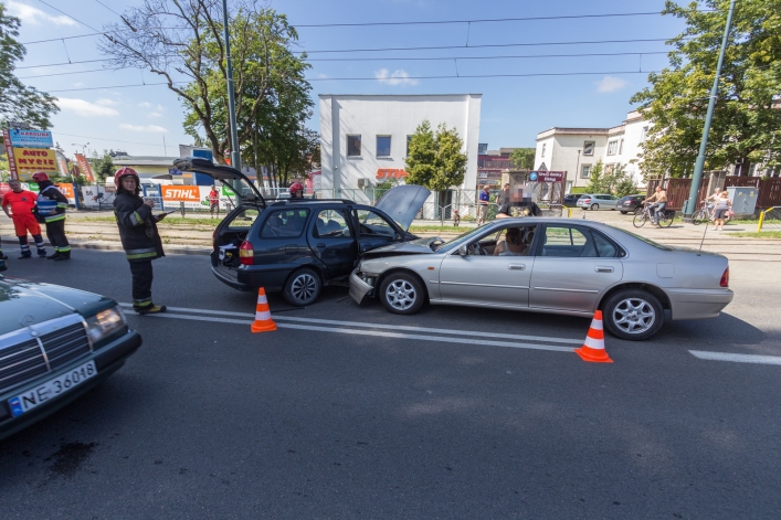 Kolizja dwóch pojazdów na ul. Browarnej