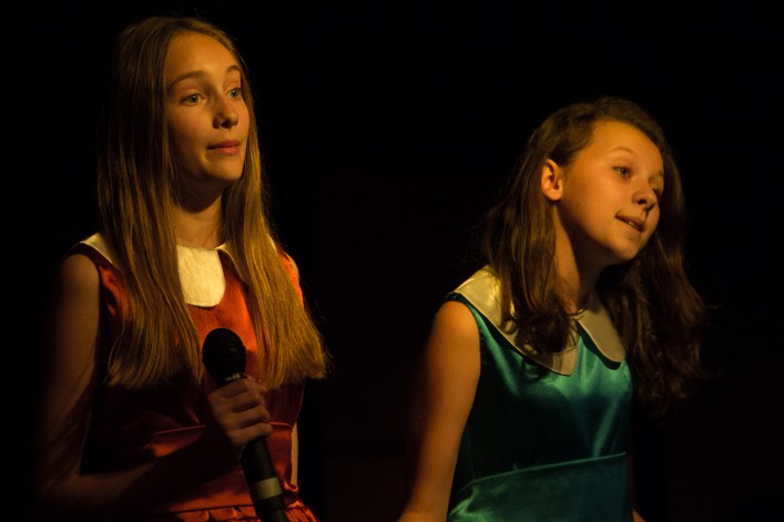 Koncert dla chorej Karolinki - rewia talentów wokalnych. Zobacz galerię zdjęć