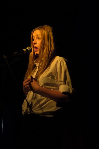 Koncert dla chorej Karolinki - rewia talentów wokalnych. Zobacz galerię zdjęć