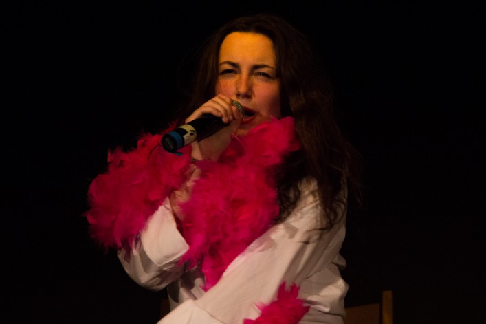 Koncert dla chorej Karolinki - rewia talentów wokalnych. Zobacz galerię zdjęć
