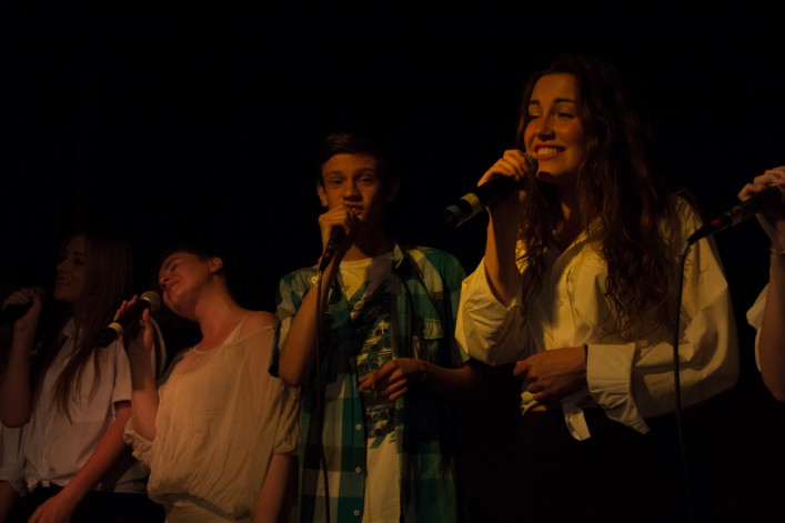 Koncert dla chorej Karolinki - rewia talentów wokalnych. Zobacz galerię zdjęć