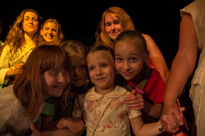 Koncert dla chorej Karolinki - rewia talentów wokalnych. Zobacz galerię zdjęć
