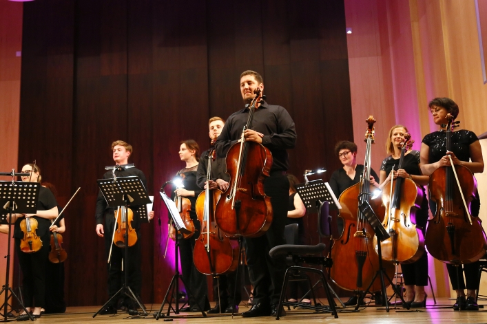 Koncert EOK z Thomasem Kalbem na zakończenie sezonu artystycznego