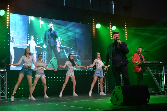 Koncert Zenona Martyniuka. Jako support wystąpił Gesek (+ zdjęcia)