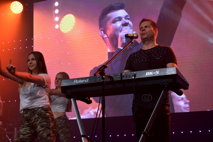 Koncert Zenona Martyniuka. Jako support wystąpił Gesek (+ zdjęcia)