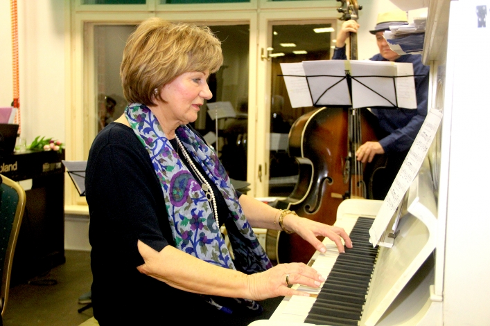 Koncert zespołu Białe Piano MDK. Niezwykły klimat przedwojennych przebojów