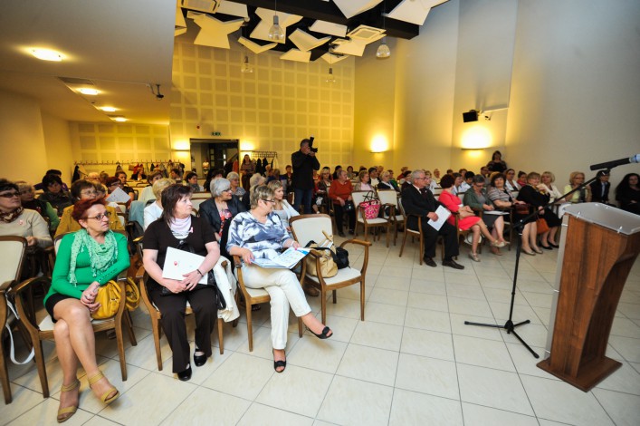 Konferencja Amazonek: trzeba patrzeć na raka przez różowe okulary