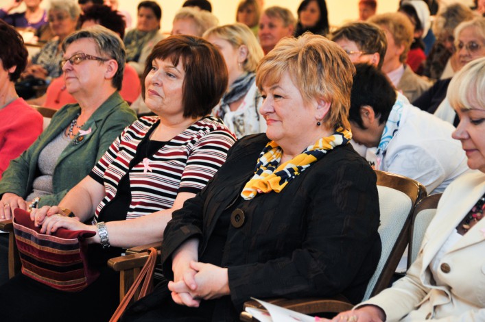 Konferencja Amazonek: trzeba patrzeć na raka przez różowe okulary