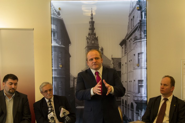 Konferencja „Naszą partią jest Elbląg” w Ratuszu Staromiejskim. Zobacz foto oraz materiał video
