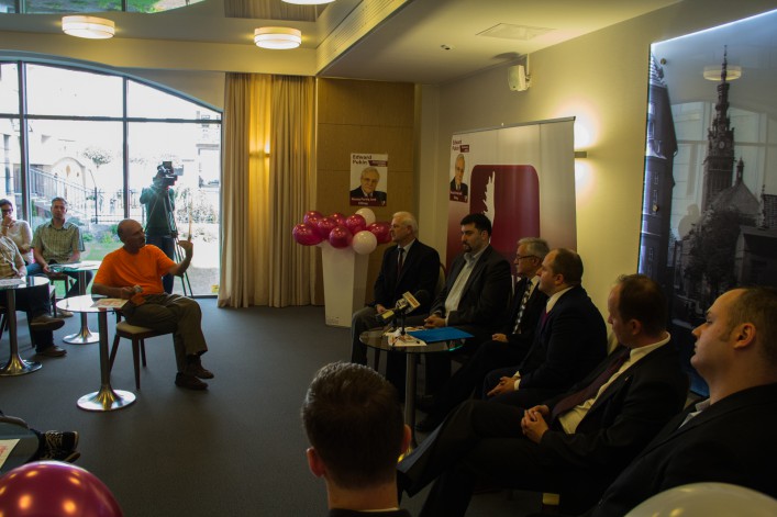 Konferencja „Naszą partią jest Elbląg” w Ratuszu Staromiejskim. Zobacz foto oraz materiał video