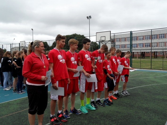 Koszykarze Gimnazjum nr 4 liderem Orlik Basketmania 2014