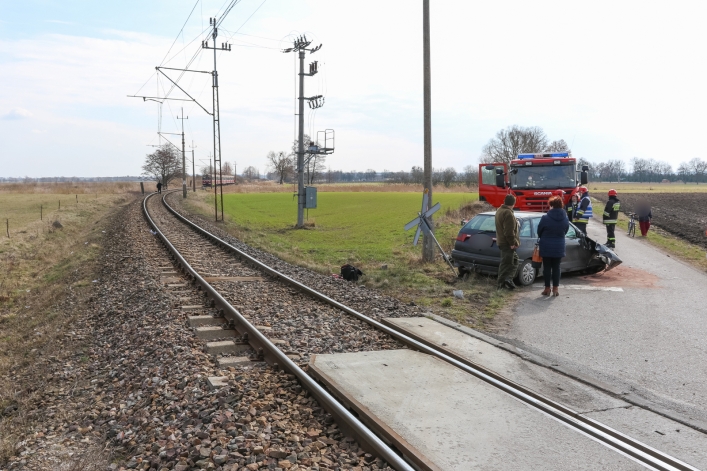 Kraksa pociągu z autem (+ foto)