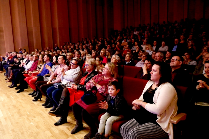 Krzesimir Dębski, Zagan Acoustic i Ariela Ludwiczaka zagrali z Elbląską Orkiestrą Kameralną