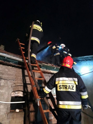 Krzewsk. Spłonęły dwa budynki 