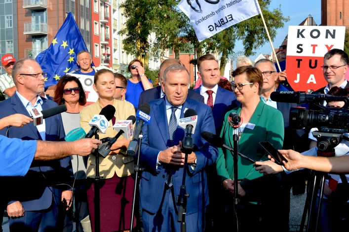 Liderzy Koalicji Obywatelskiej (Grzegorz Schetyna, Katarzyna Lubnauer, Barbara Nowacka) w Elblągu