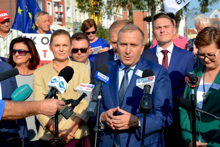 Liderzy Koalicji Obywatelskiej (Grzegorz Schetyna, Katarzyna Lubnauer, Barbara Nowacka) w Elblągu