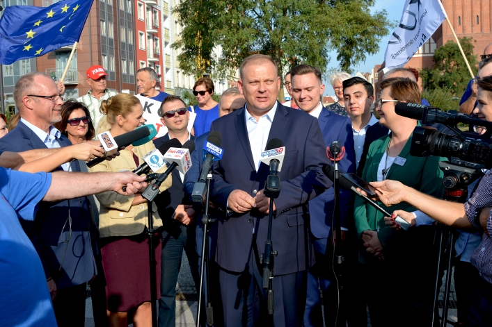 Liderzy Koalicji Obywatelskiej (Grzegorz Schetyna, Katarzyna Lubnauer, Barbara Nowacka) w Elblągu