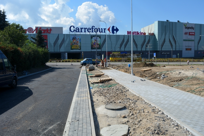 Lidl przy skrzyżowaniu Ogólnej i al. Jana Pawła II (26 lipca 2018 r.)