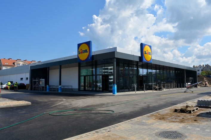 Lidl przy skrzyżowaniu Ogólnej i al. Jana Pawła II (26 lipca 2018 r.)