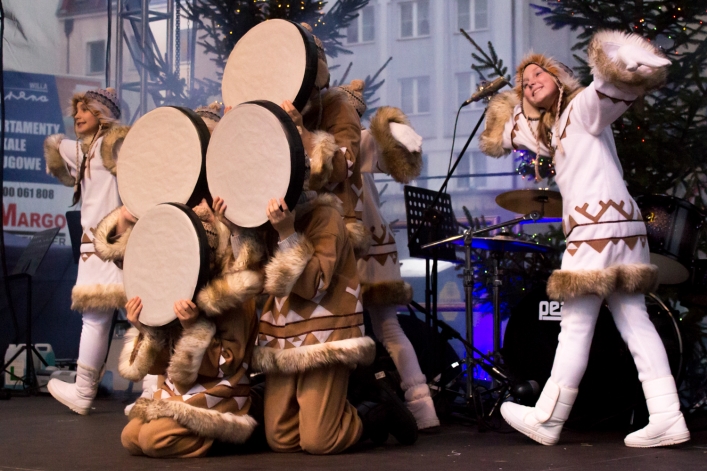 Magia przeplatana bajką. Występ młodzieży z Kaliningradu