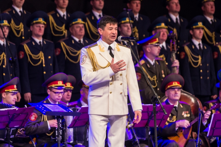 Magiczny Chór Alexandrowa zachwycił tysiące elblążan – zdjęcia