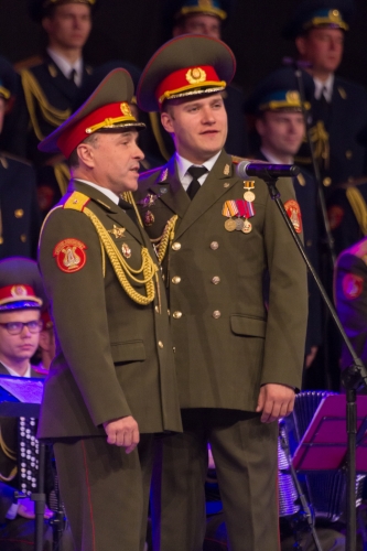 Magiczny Chór Alexandrowa zachwycił tysiące elblążan – zdjęcia