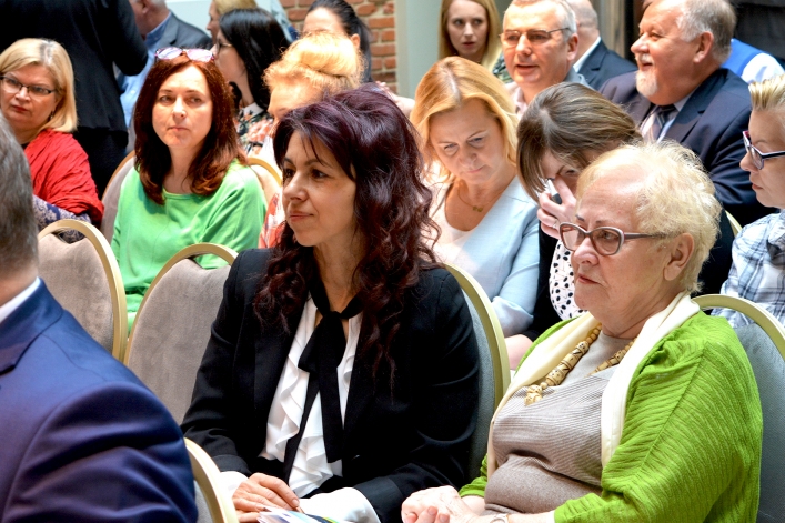 Marszałek województwa otworzył konferencję poświęconą funduszom z UE w Hotelu Elbląg