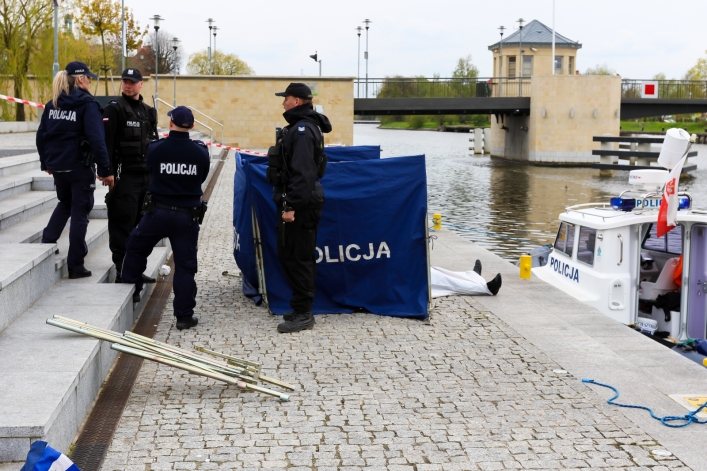 Mężczyzna utopił się w Kanale Elbląskim