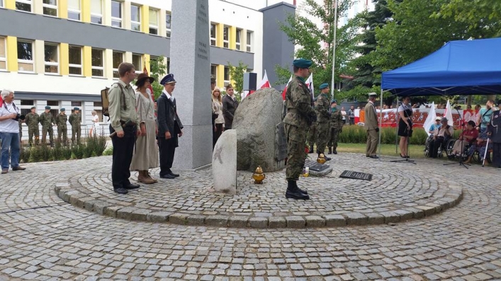 Miasto dziś nie stanęło, ale pamięć Powstania uczciło