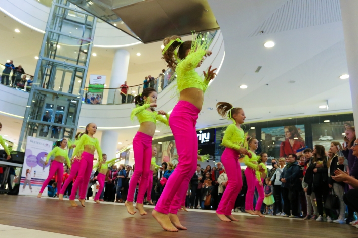 Międzynarodowy Dzień Tańca w Ogrodach - zobacz galerię zdjęć