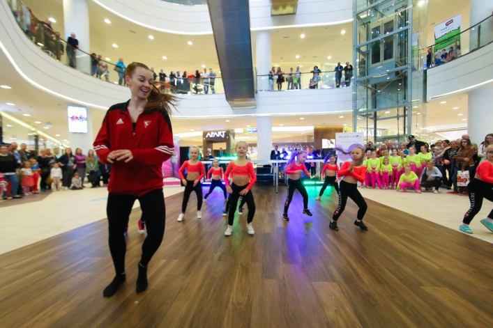 Międzynarodowy Dzień Tańca w Ogrodach - zobacz galerię zdjęć