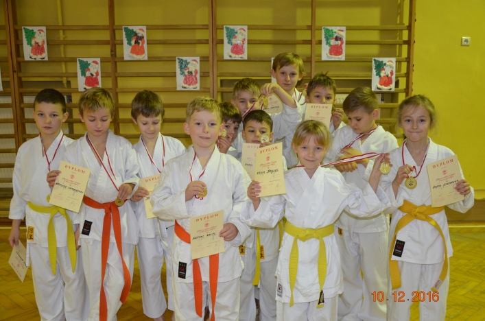 Mikołajkowy Turniej Karate w Szkole Podstawowej nr 6 w Elblągu