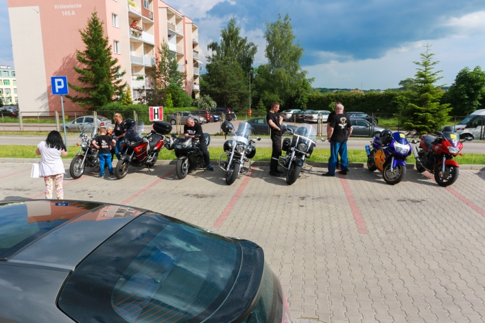 Motocykliści mają olbrzymie serca pełne miłości