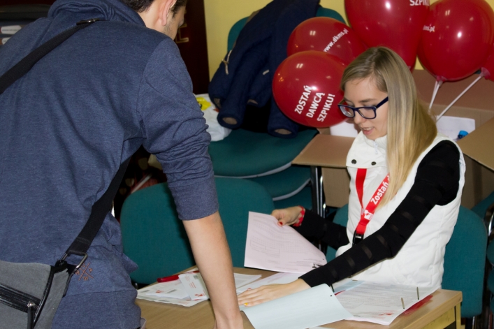 Możesz uratować komuś życie. Pobierz wymaz