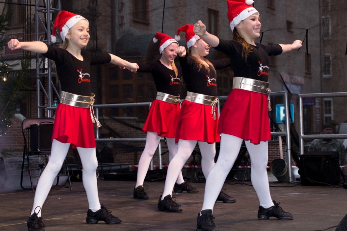 Na dworze mróz, na scenie - ogień. Pokaz tańca