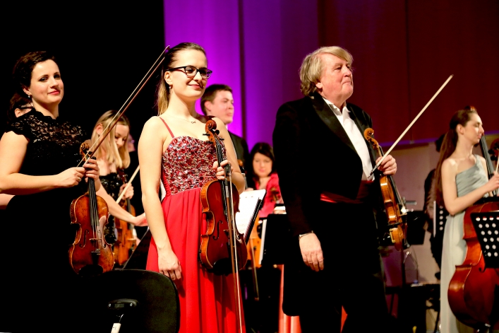 Na koniec karnawału podkasana muza, czyli EOK z koncertmistrzem Deutsche Oper Berlin
