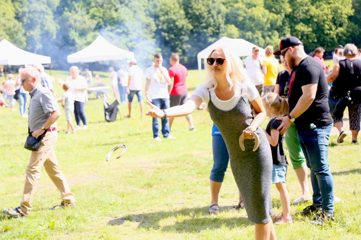 Na pikniku rodzinnym w Bażantarni dzielili się chlebem i bożym słowem