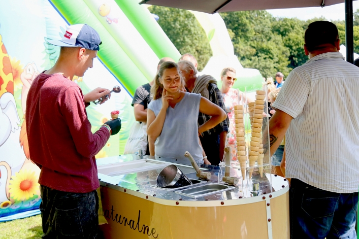 Na pikniku rodzinnym w Bażantarni dzielili się chlebem i bożym słowem