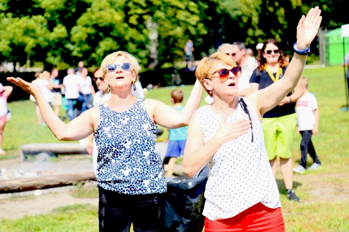 Na pikniku rodzinnym w Bażantarni dzielili się chlebem i bożym słowem