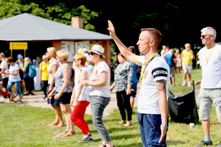 Na pikniku rodzinnym w Bażantarni dzielili się chlebem i bożym słowem