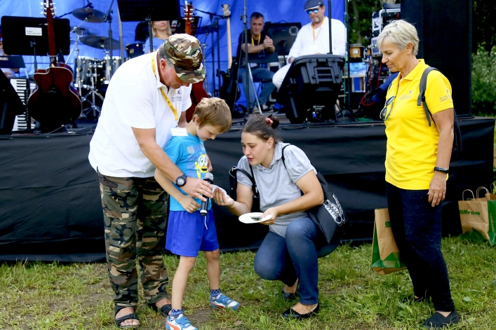 Na pikniku rodzinnym w Bażantarni dzielili się chlebem i bożym słowem